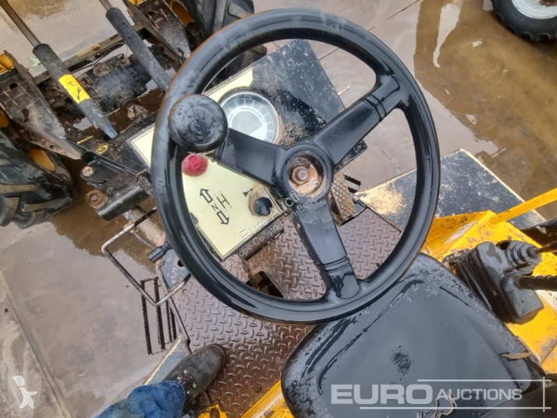 Sklápěčka JCB 6TFT