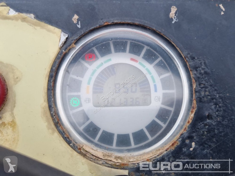Sklápěčka JCB 6TFT