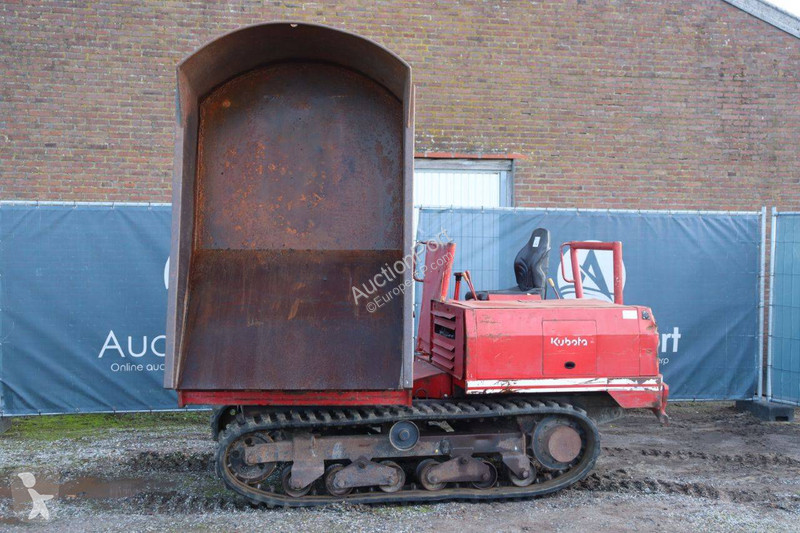 عربة قلابة Kubota
