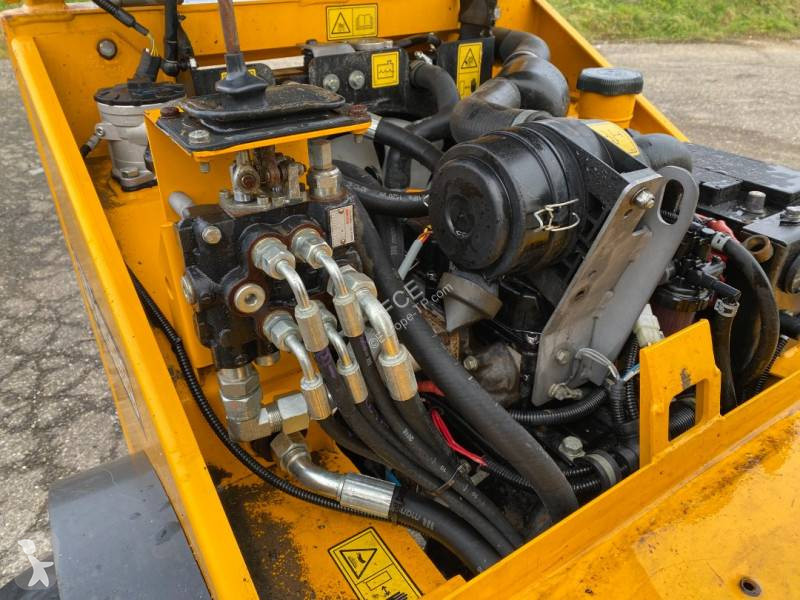 Basculantă Thwaites MACH 203 endommagé