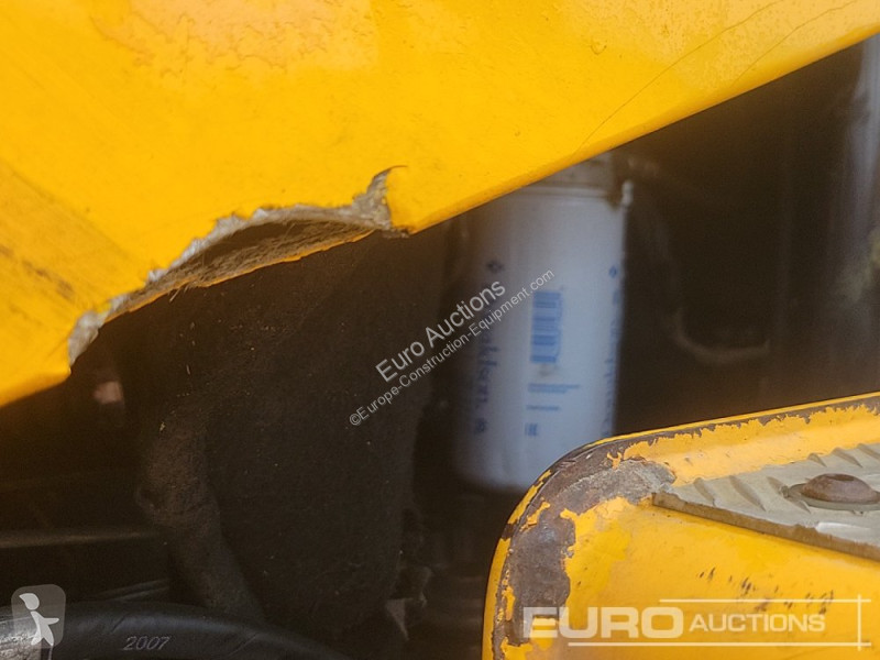 Dumper JCB 718