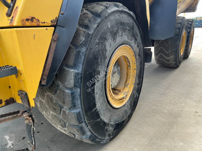 Sklápač Komatsu