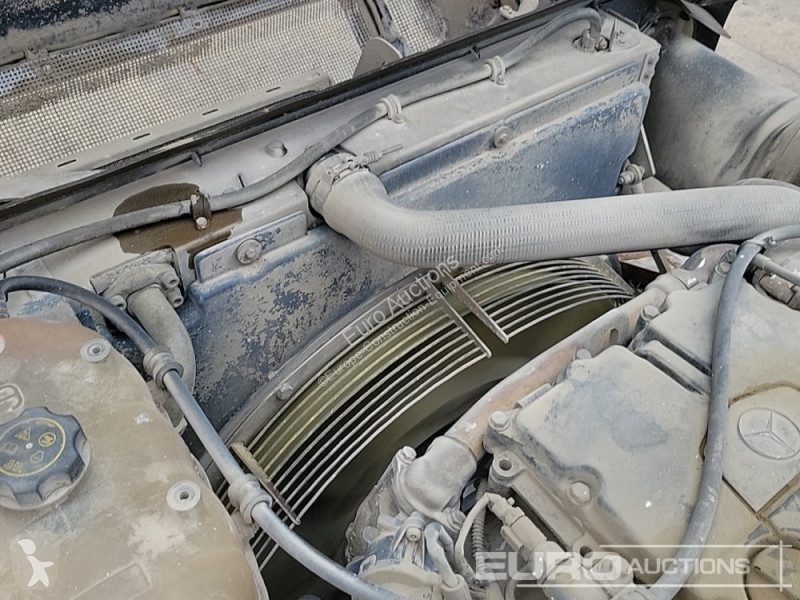 Basculantă Bell B30E