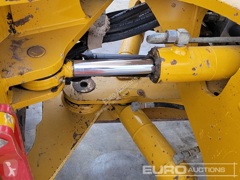 Basculantă Hydrema 912F