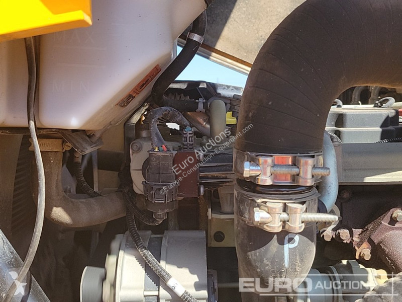 Basculantă Thwaites 6 Ton Swivel Skip