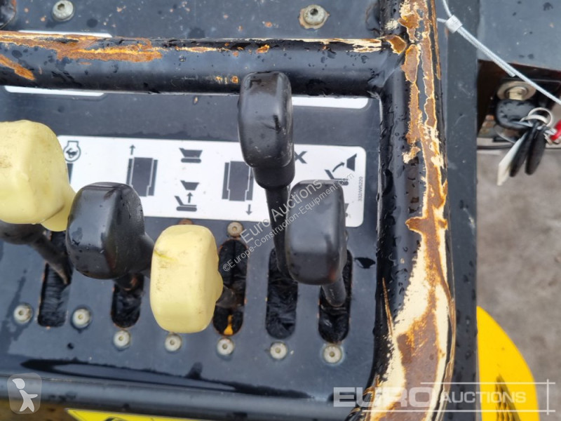 Basculantă JCB HTD-5