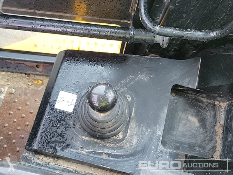 Basculantă JCB 9TFT
