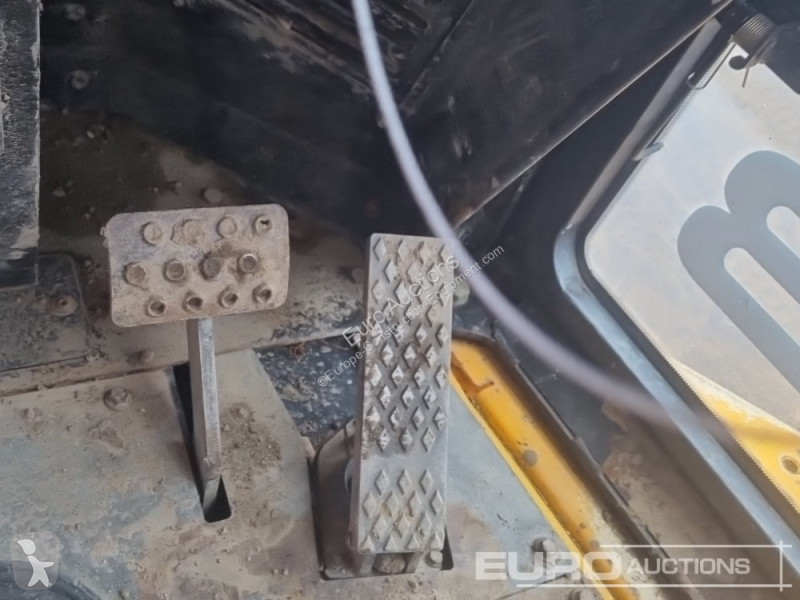 Sklápěčka JCB 6TFT