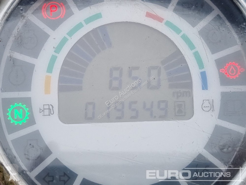 Sklápěčka JCB 6TFT