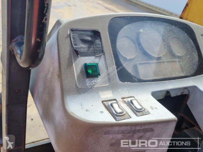 Sklápěčka Hitachi EG40R