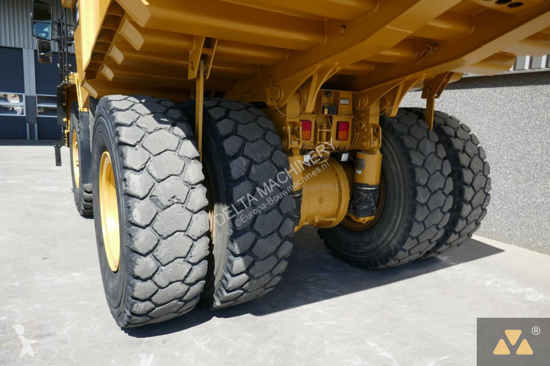 Dumper Caterpillar