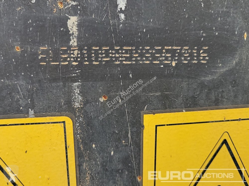 Basculantă Mecalac 9MDX