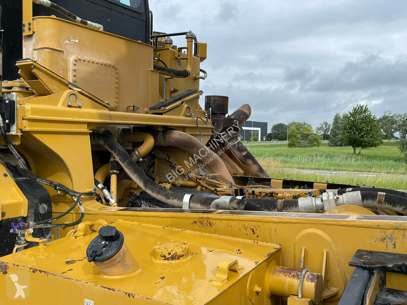 عربة قلابة Caterpillar G