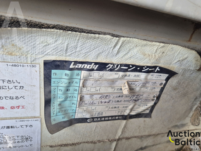 عربة قلابة Hitachi CG 150