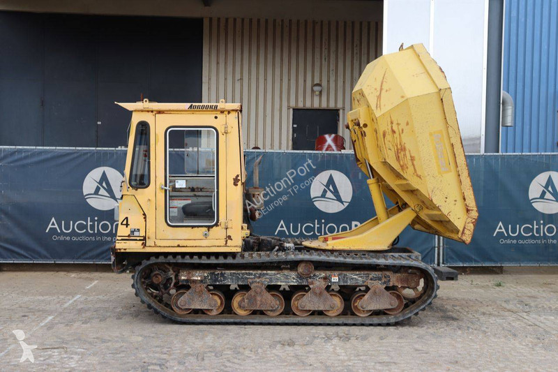 عربة قلابة Morooka MST-600 E