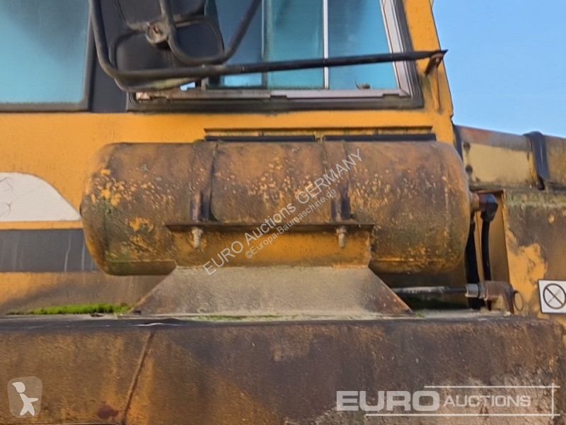 عربة قلابة Volvo