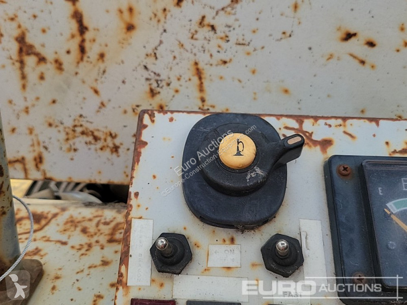 Basculantă IHI IC30