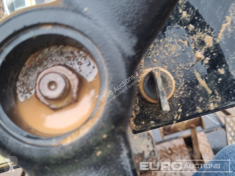 Sklápěčka JCB 6TFT
