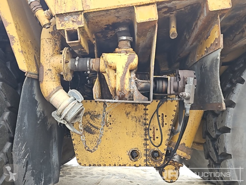 Sklápěčka Caterpillar 777