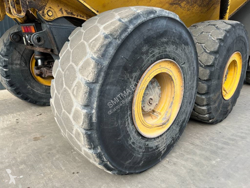 Sklápač Komatsu