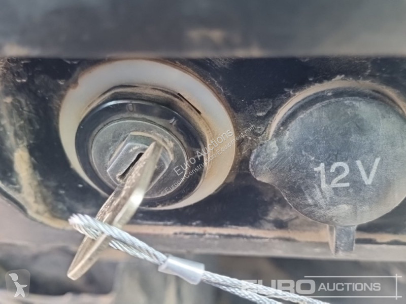 Sklápěčka JCB 9TFT