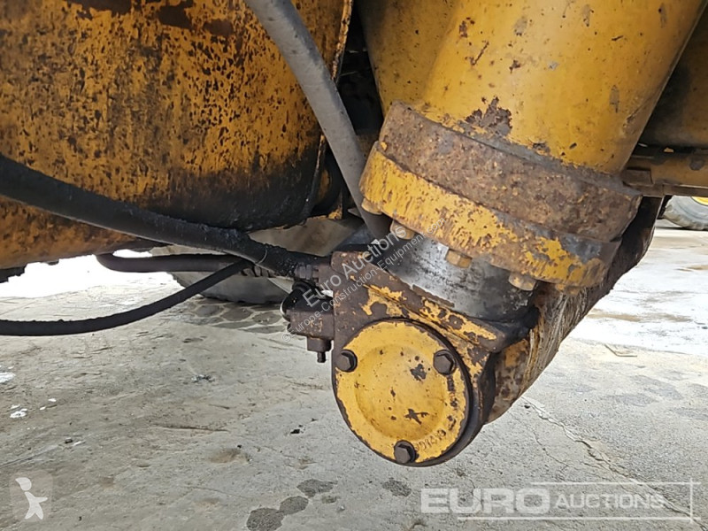 Sklápěčka Caterpillar 777