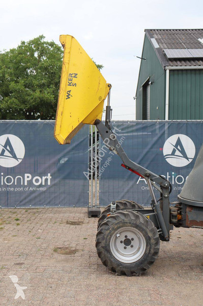 Sklápač Neuson 1001