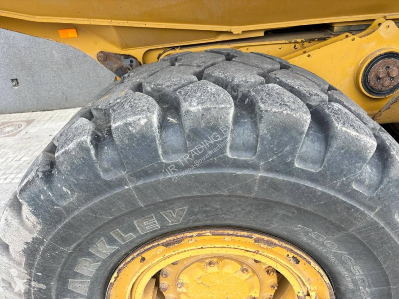 Tippvagn Caterpillar 730 C (CE)