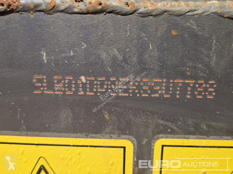 Basculantă Mecalac TA9