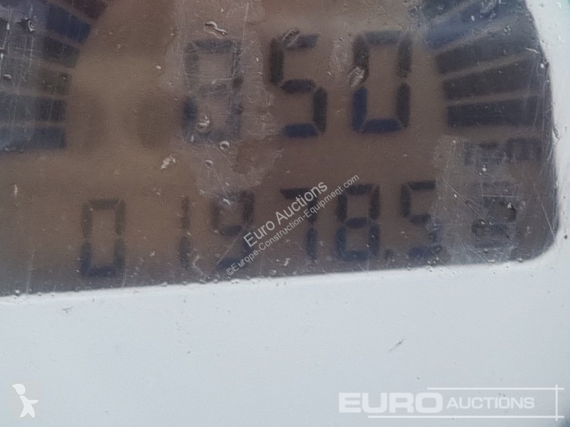 Sklápěčka JCB 6TFT