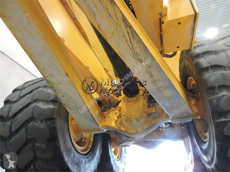 عربة قلابة Volvo G