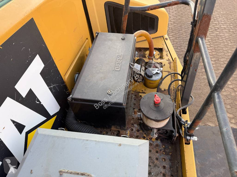 عربة قلابة Caterpillar - Dutch Machine / Auto...