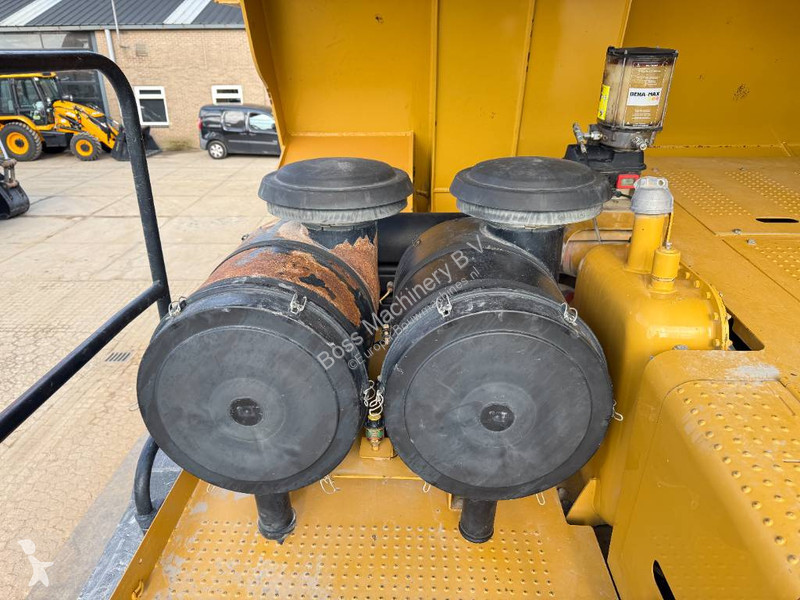 عربة قلابة Caterpillar - German Machine / Auto...
