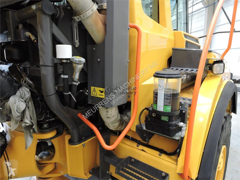 Dumper Volvo G Michelin Tyre