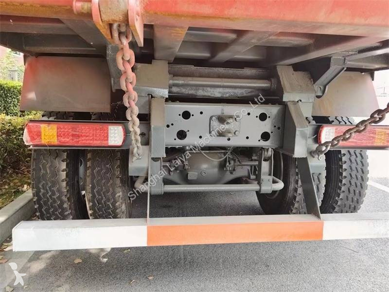 Højsidet godsvogn Howo 6X4