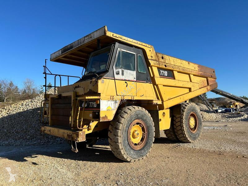 Dumper Caterpillar