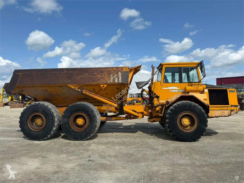 Basculantă Volvo Nr. 5