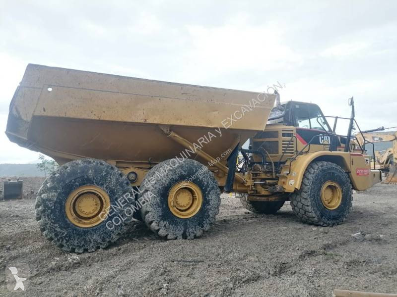 Dumper Caterpillar 740