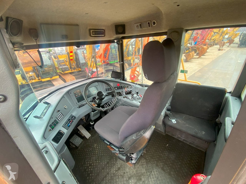 Sklápěčka Volvo 6x6 dumper articulated hauler NVT