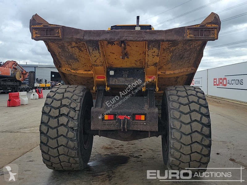 عربة قلابة JCB 718
