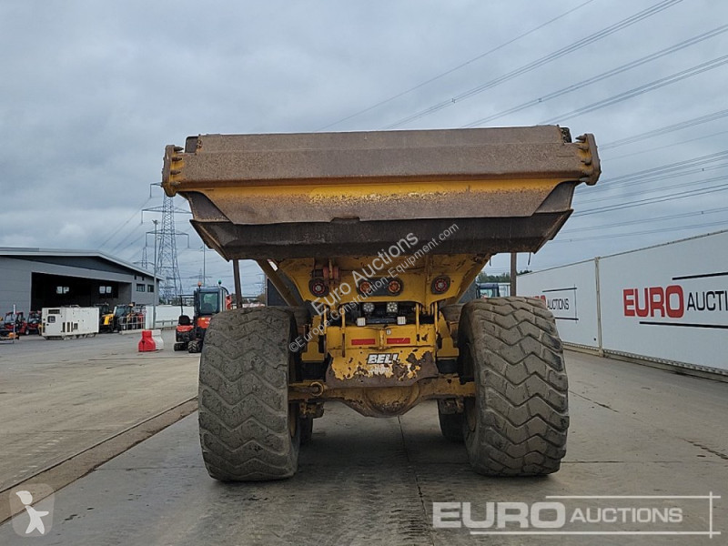 Basculantă Bell B30E