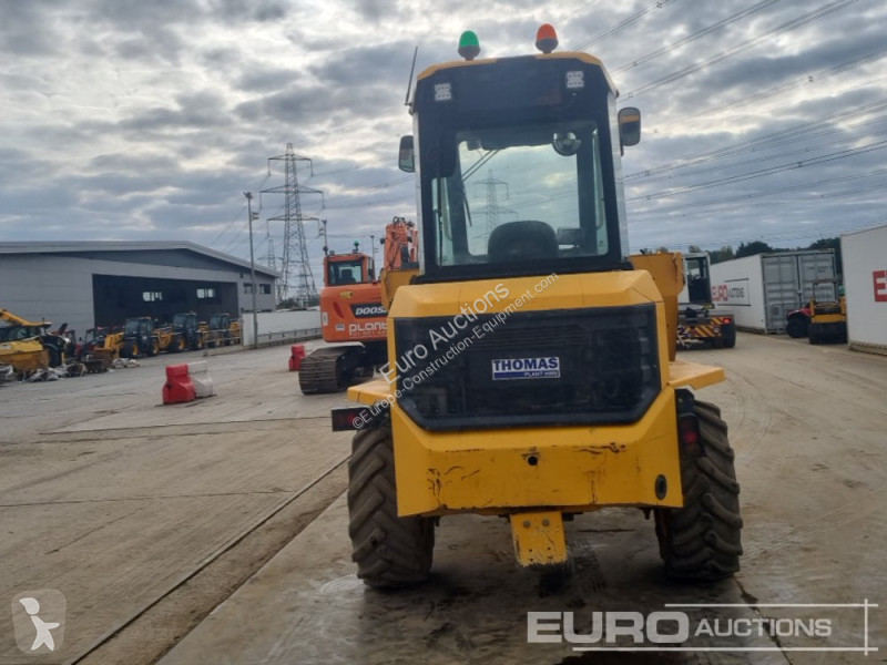 عربة قلابة JCB 6TFT