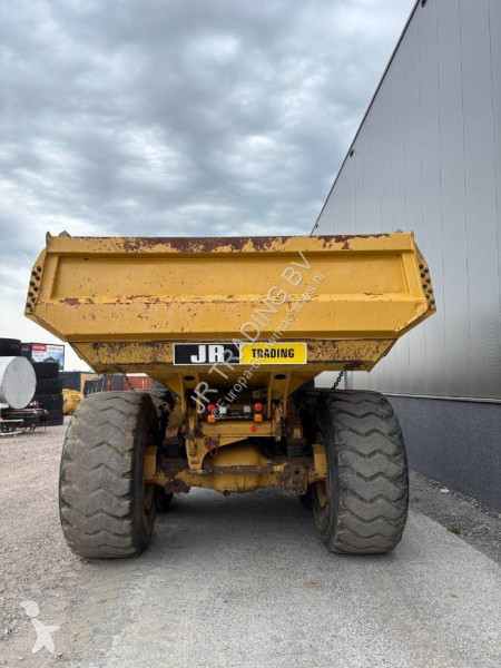 Dumper Caterpillar