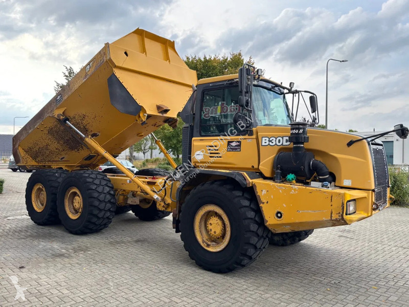 Dumper Bell 6x6 Articulated dumptruck, 2012 year