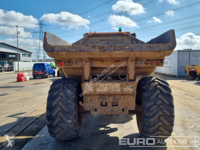 Basculantă Hydrema 912D