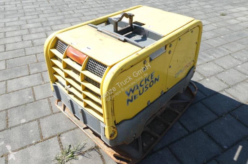 مدحلة Wacker Neuson Rüttelplatte DPU 110rLem970...