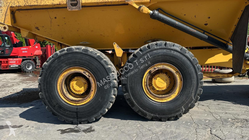 عربة قلابة Volvo 6X6