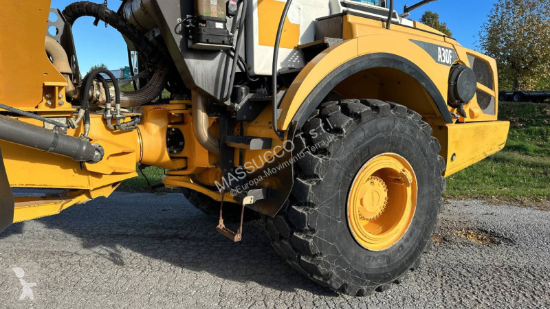 عربة قلابة Volvo 6x6