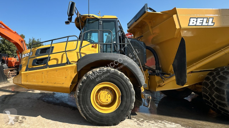 عربة قلابة Bell B50E 6X6