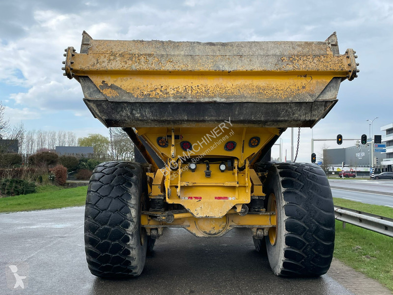 Sklápač Bell B45E